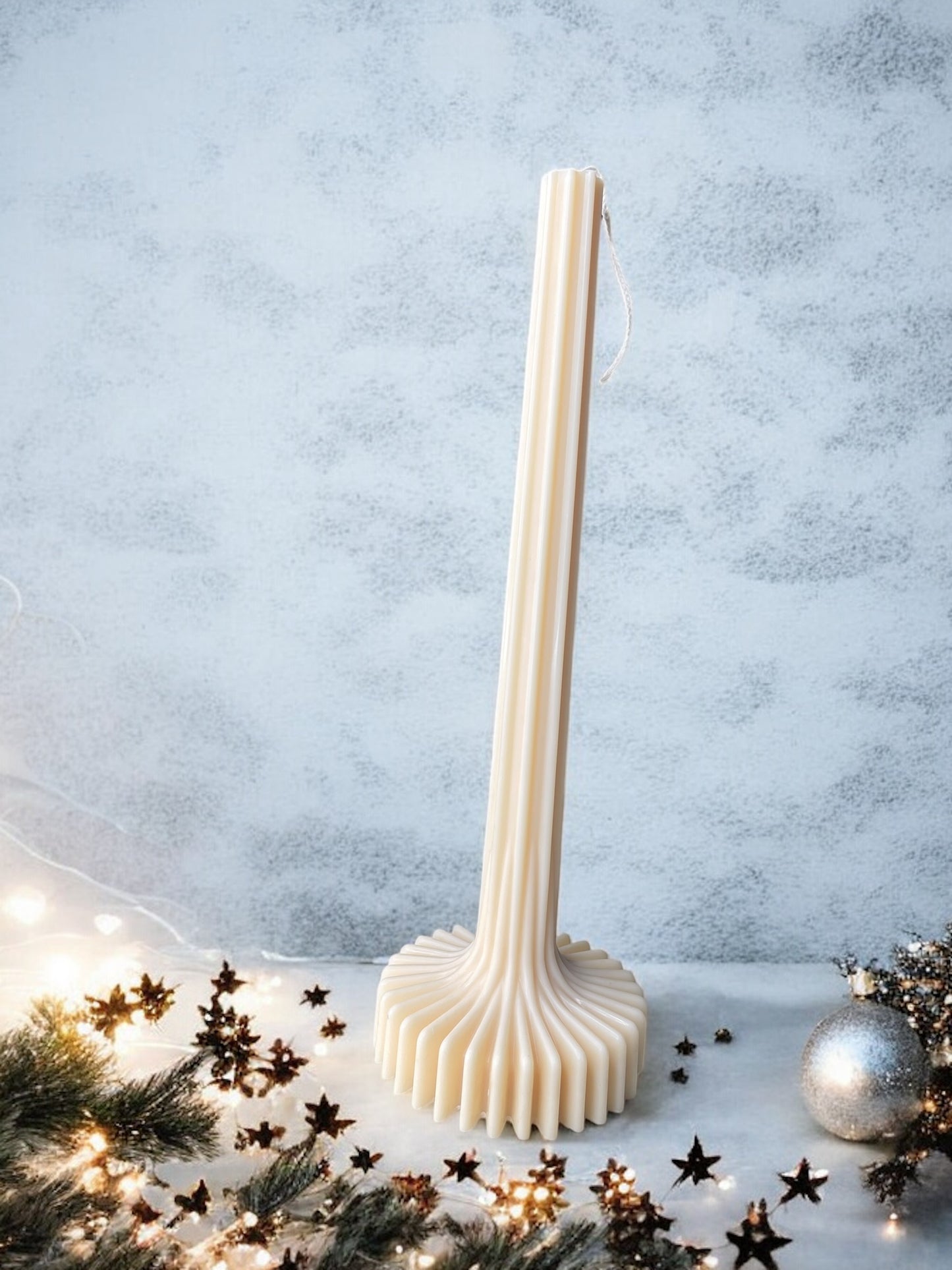 DECORATIVE CANDLE - RIBBED BASE TALL CHRISTMAS PILLAR CANDLE