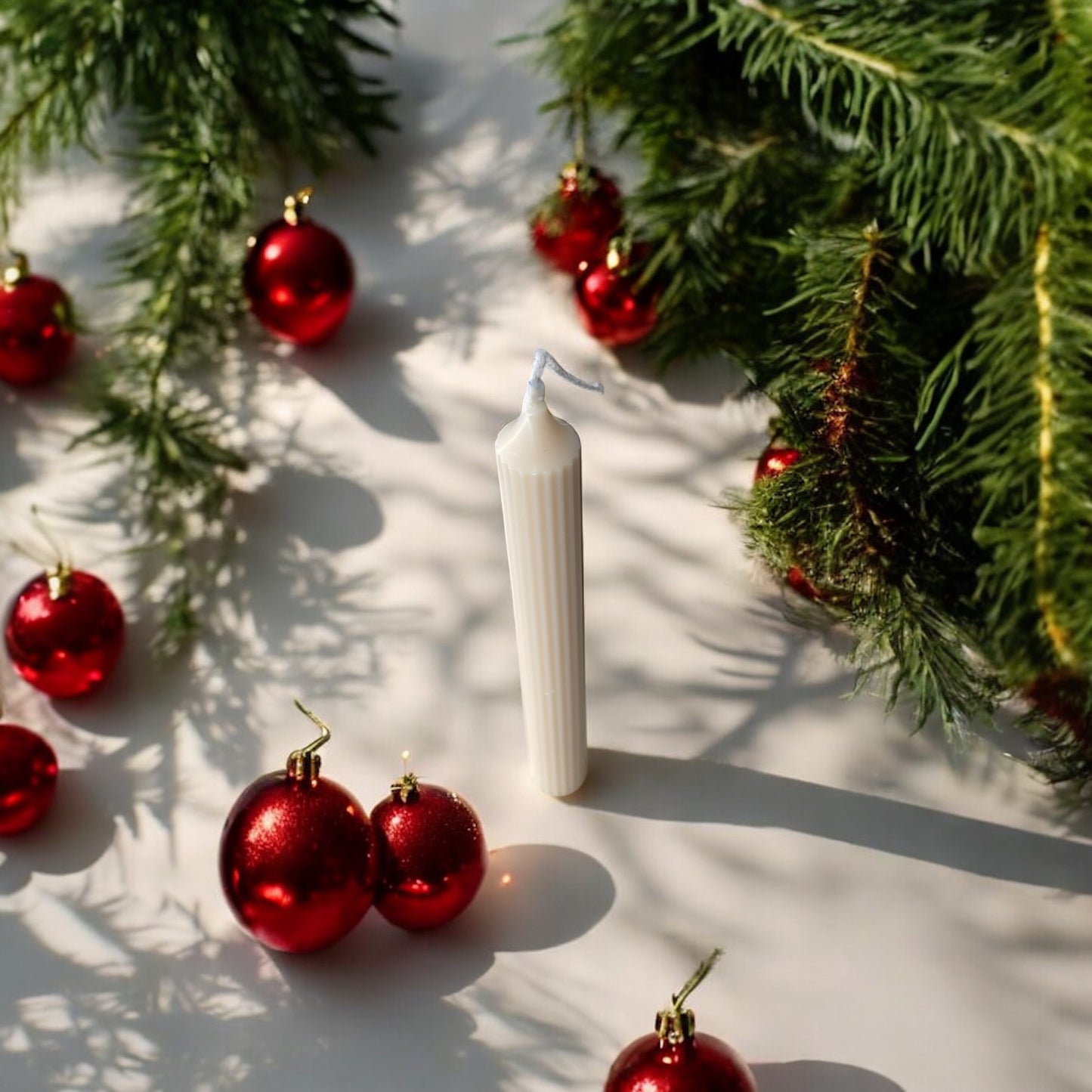 DECORATIVE CANDLE - RIBBED ROMAN CHRISTMAS PILLAR CANDLE