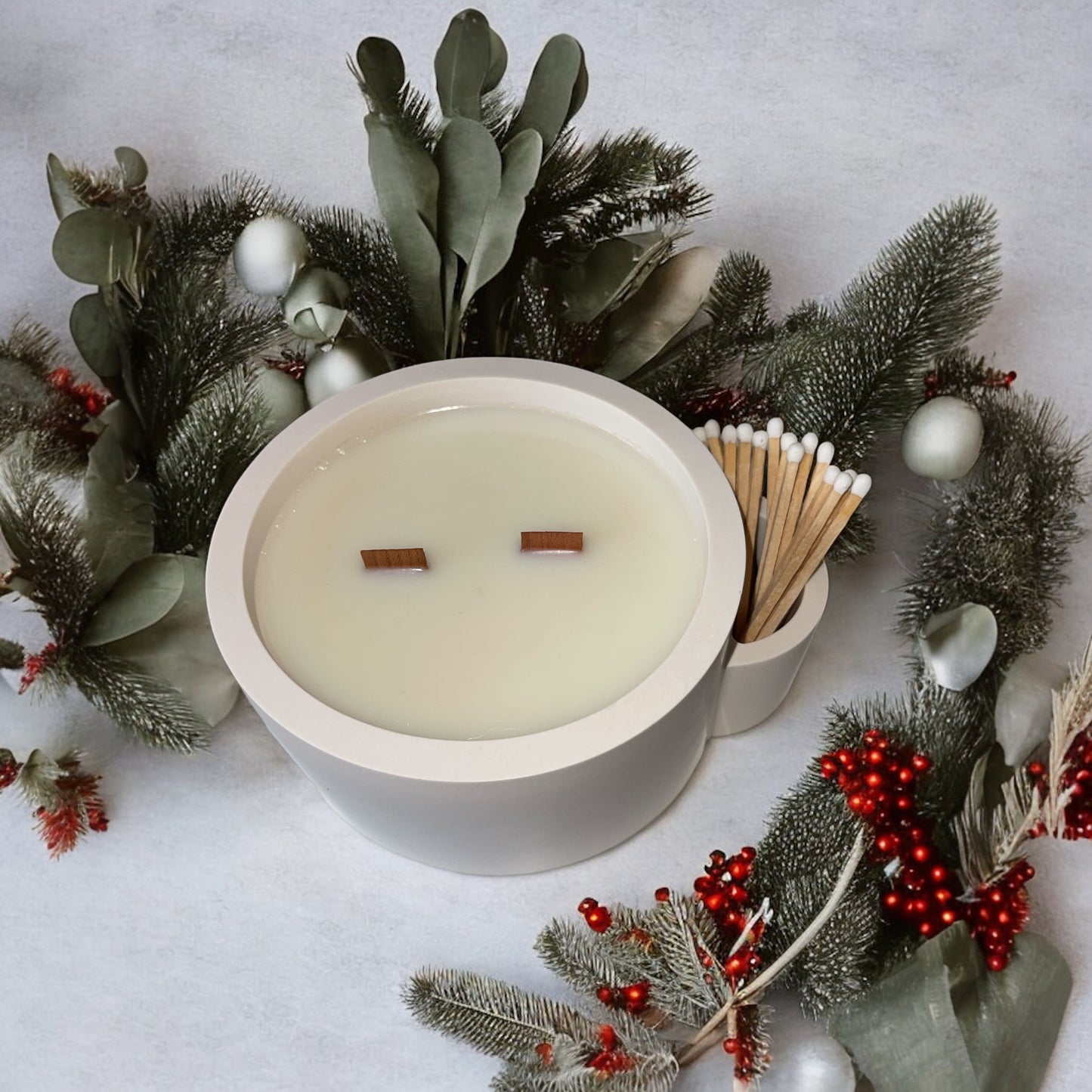 JESMONITE CANDLE - XL CHRISTMAS CANDLE WITH MATCH HOLDER