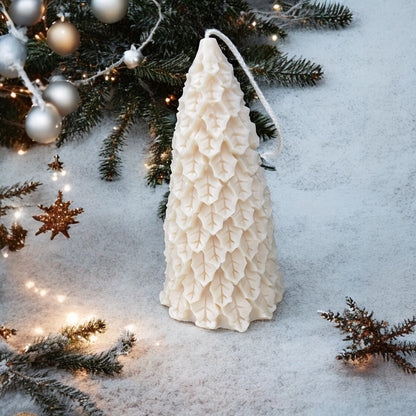 DECORATIVE CANDLE - MEDIUM HOLLY CHRISTMAS TREE