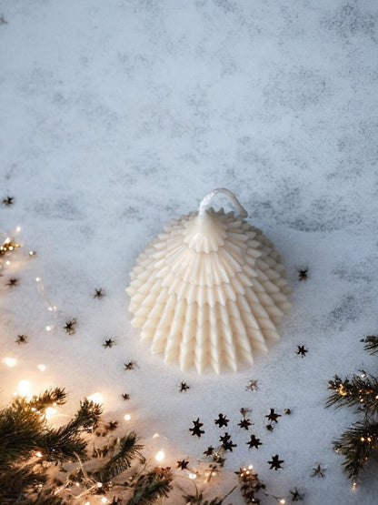 DECORATIVE CANDLE - LARGE RIBBED CHRISTMAS TREE