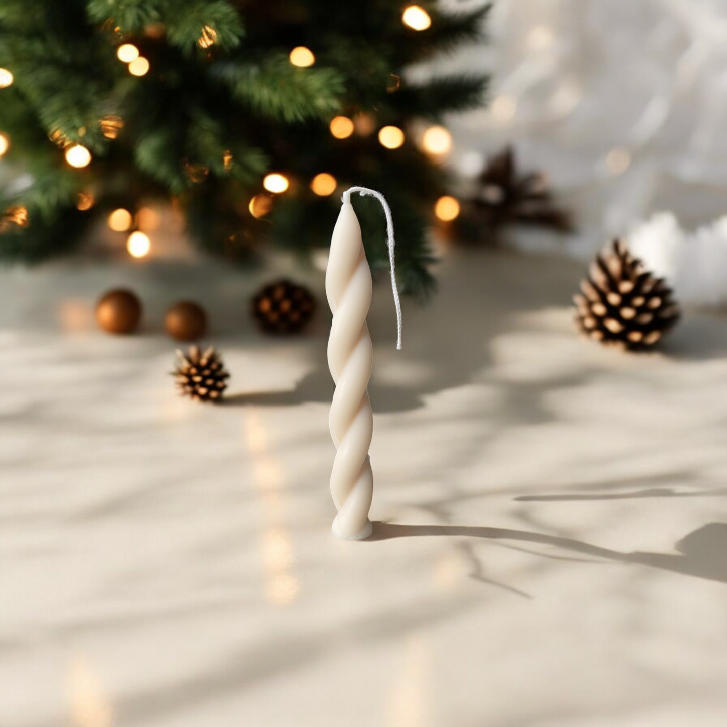 DECORATIVE CANDLE - TWIST CHRISTMAS PILLAR CANDLE