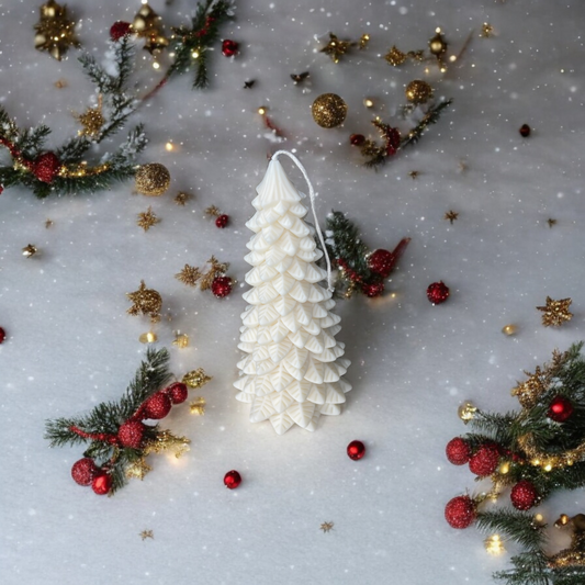 DECORATIVE CANDLE - LARGE LEAFY CHRISTMAS TREE